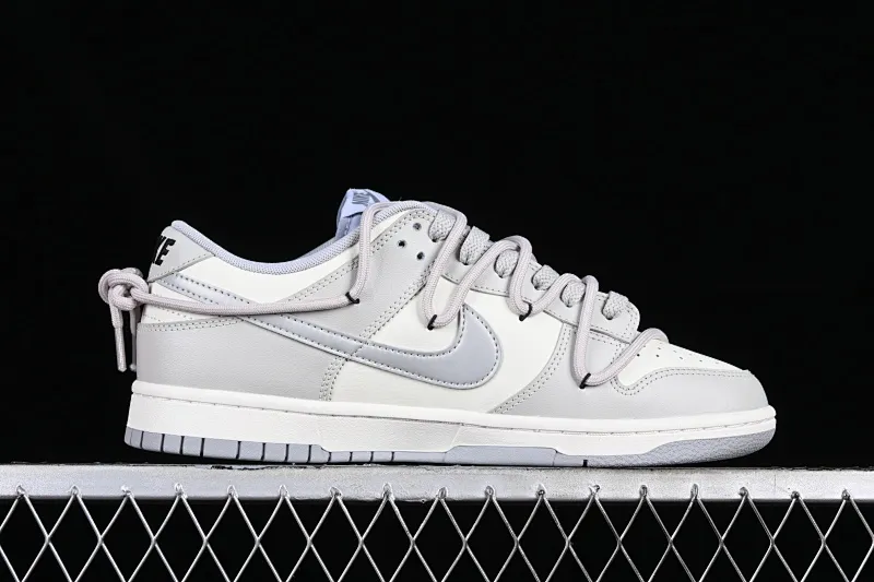 All Categories Nk SB Dunk Series Nk SB Dunk Low Low-top sneakers Nk Dunk Low Minimalist industrial-simple silver hook SB strap low-top casual sneakers DJ6188-003